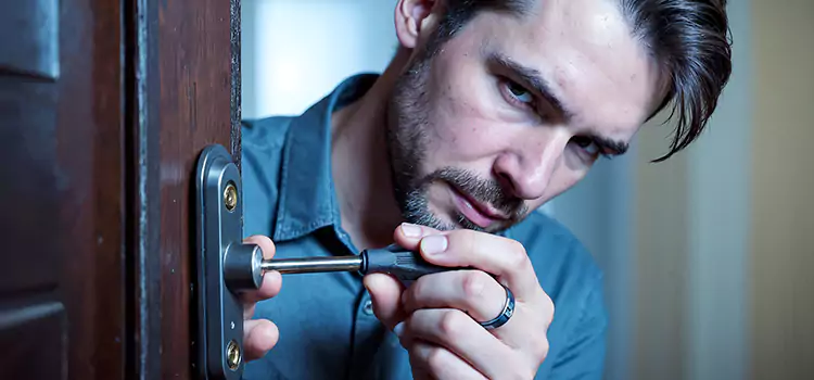 Eviction Locksmith Edgewater