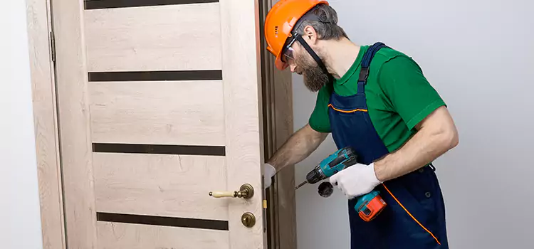 Replace Internal Door Handle with Lock Edgewater