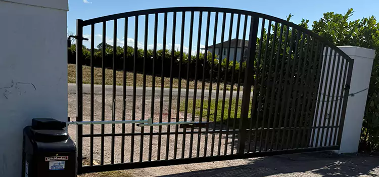 Driveway Fence Repair Edgewater